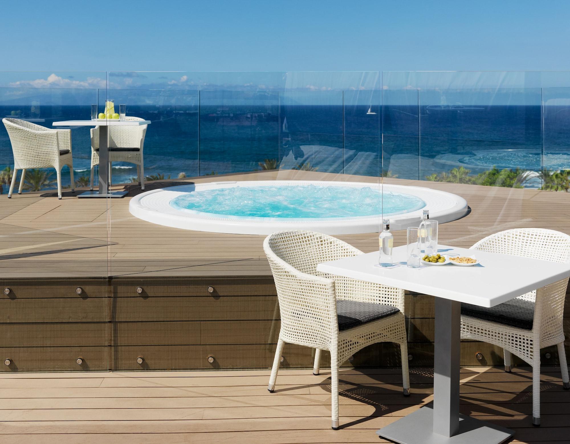 H10 Conquistador Playa de las Americas  Exterior foto